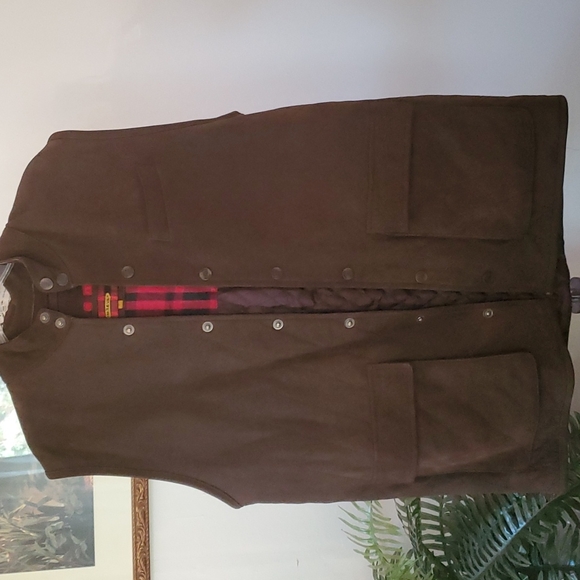 Braeval Buffalo hide vest - Picture 2 of 13